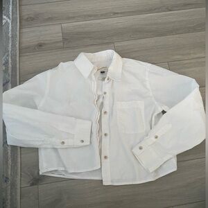 NWOT Universal Thread Cropped Linen+Cotton Top